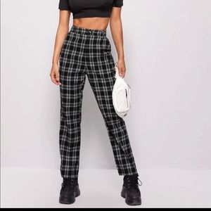 Slant pocket tartan pants